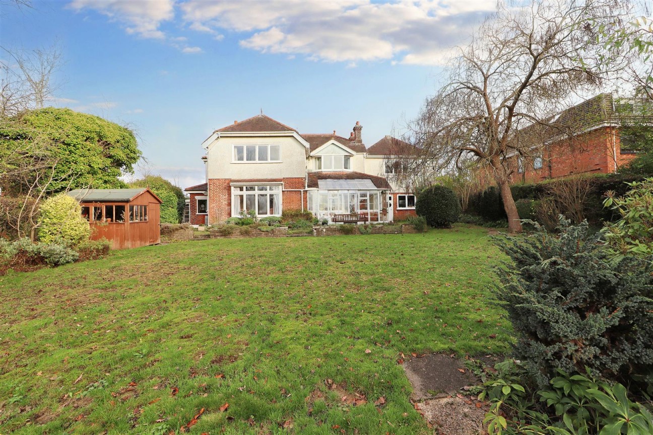 Red Road, Borehamwood