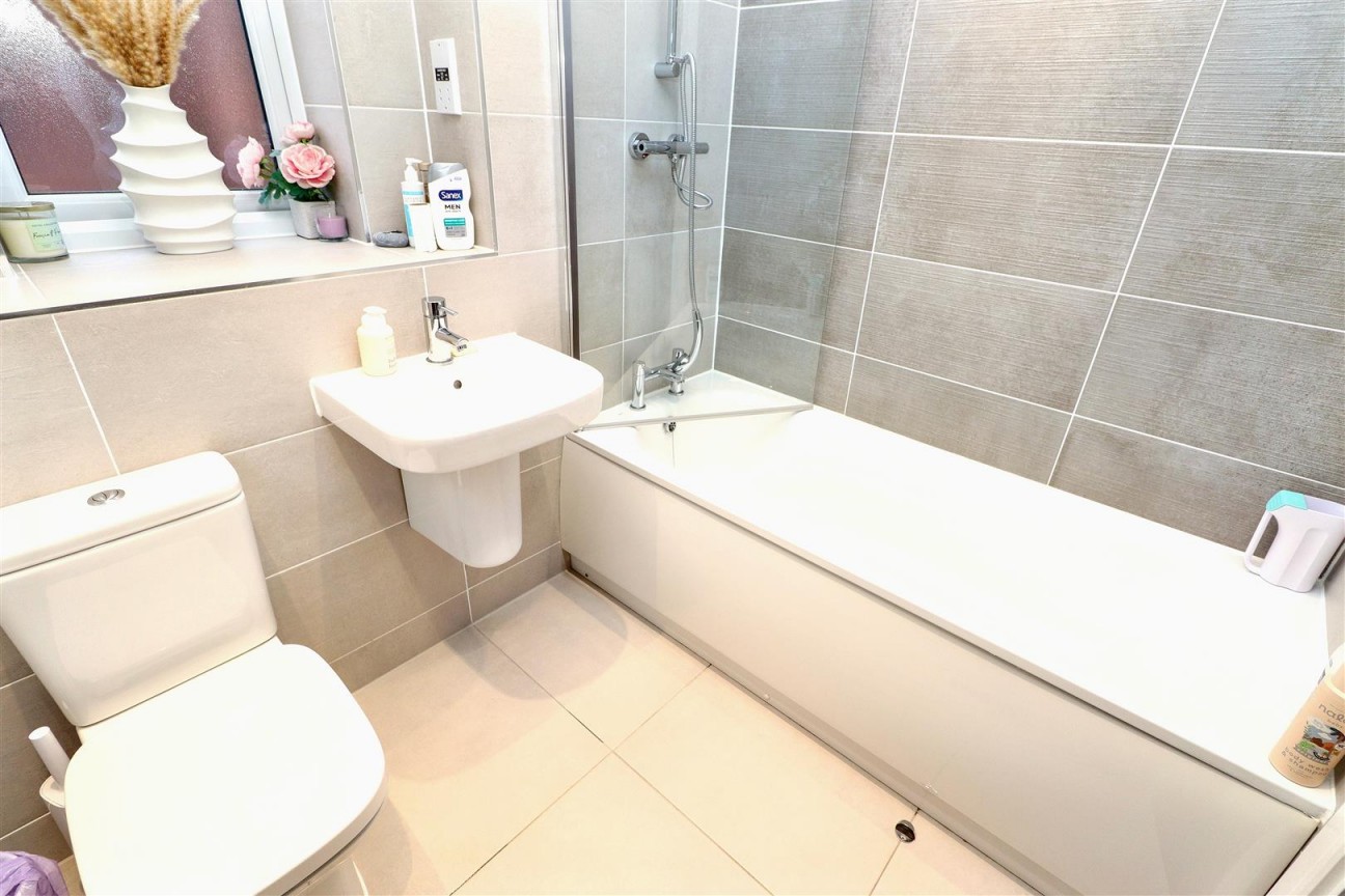 Nicholas Hawksmoor Drive, Borehamwood