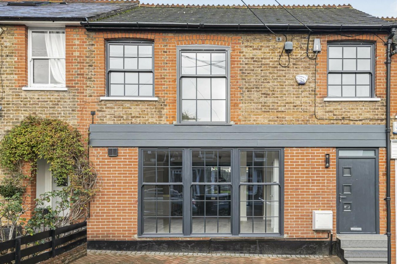 Station Road, Radlett