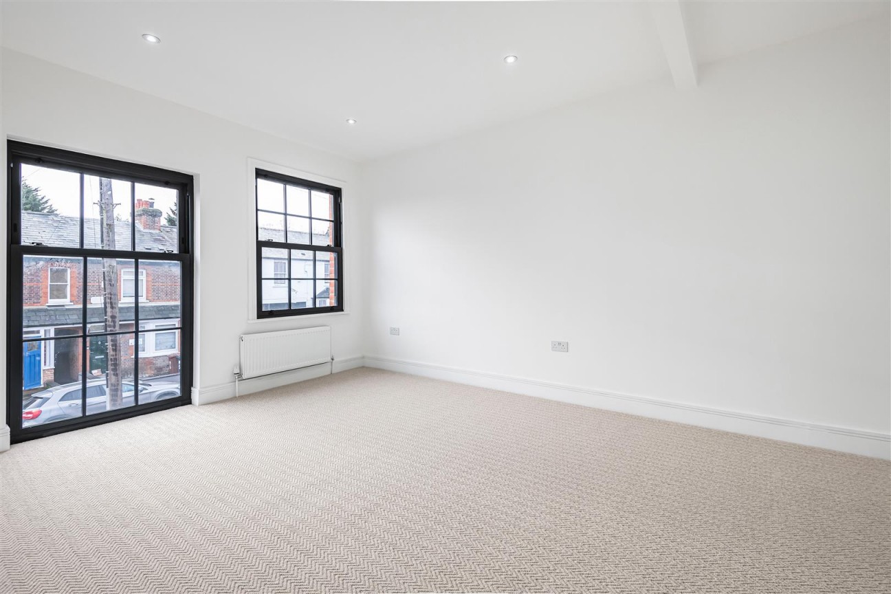 Station Road, Radlett