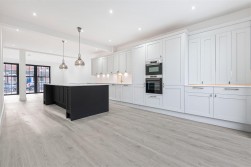 Station Road, Radlett