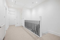 Station Road, Radlett