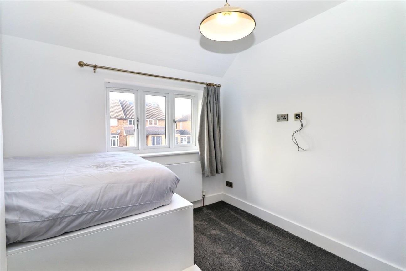 Easton Gardens, Borehamwood