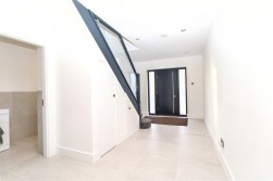 Easton Gardens, Borehamwood