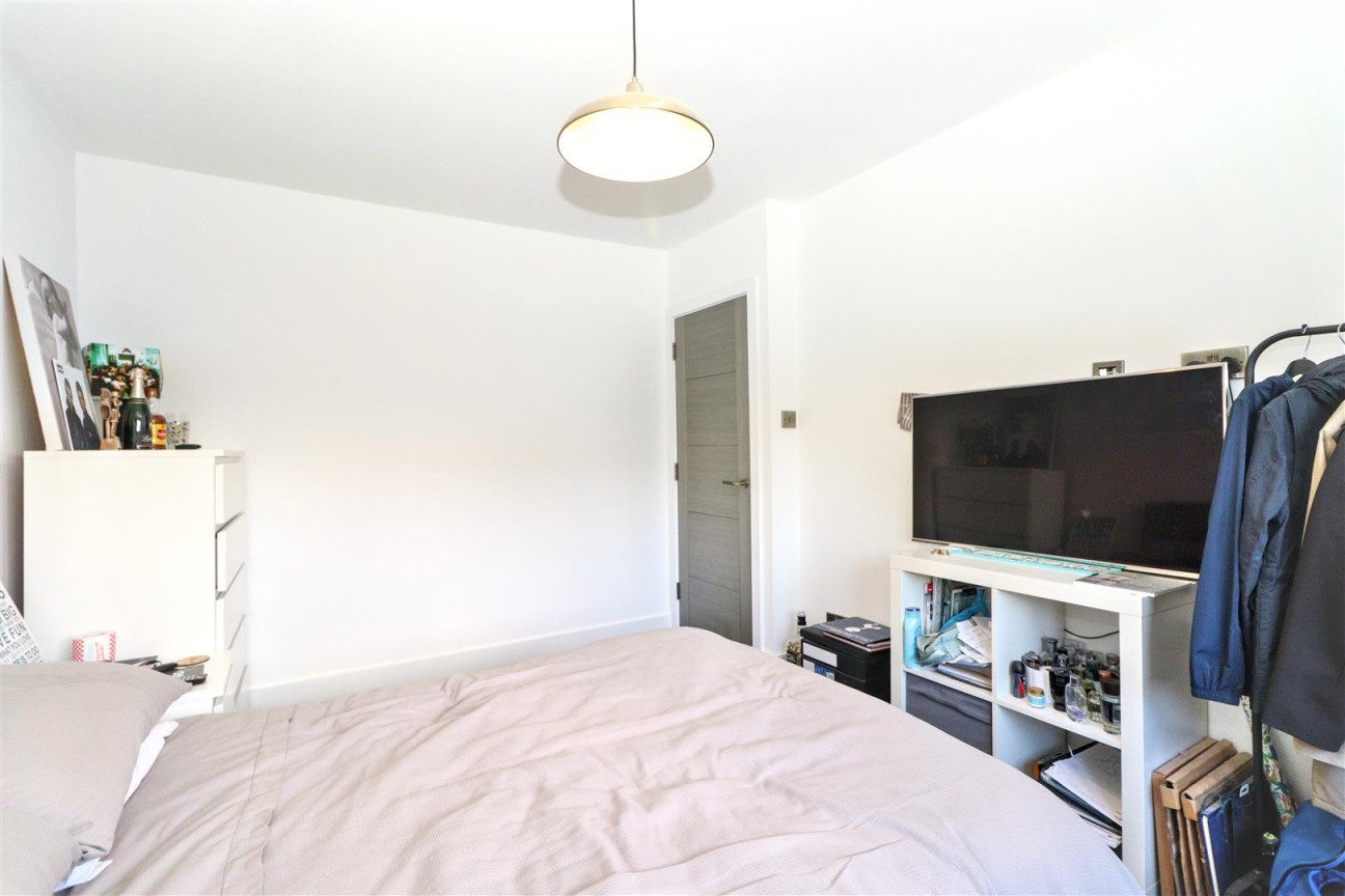 Easton Gardens, Borehamwood