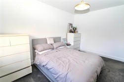 Easton Gardens, Borehamwood