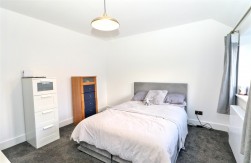 Easton Gardens, Borehamwood