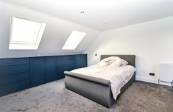 Easton Gardens, Borehamwood