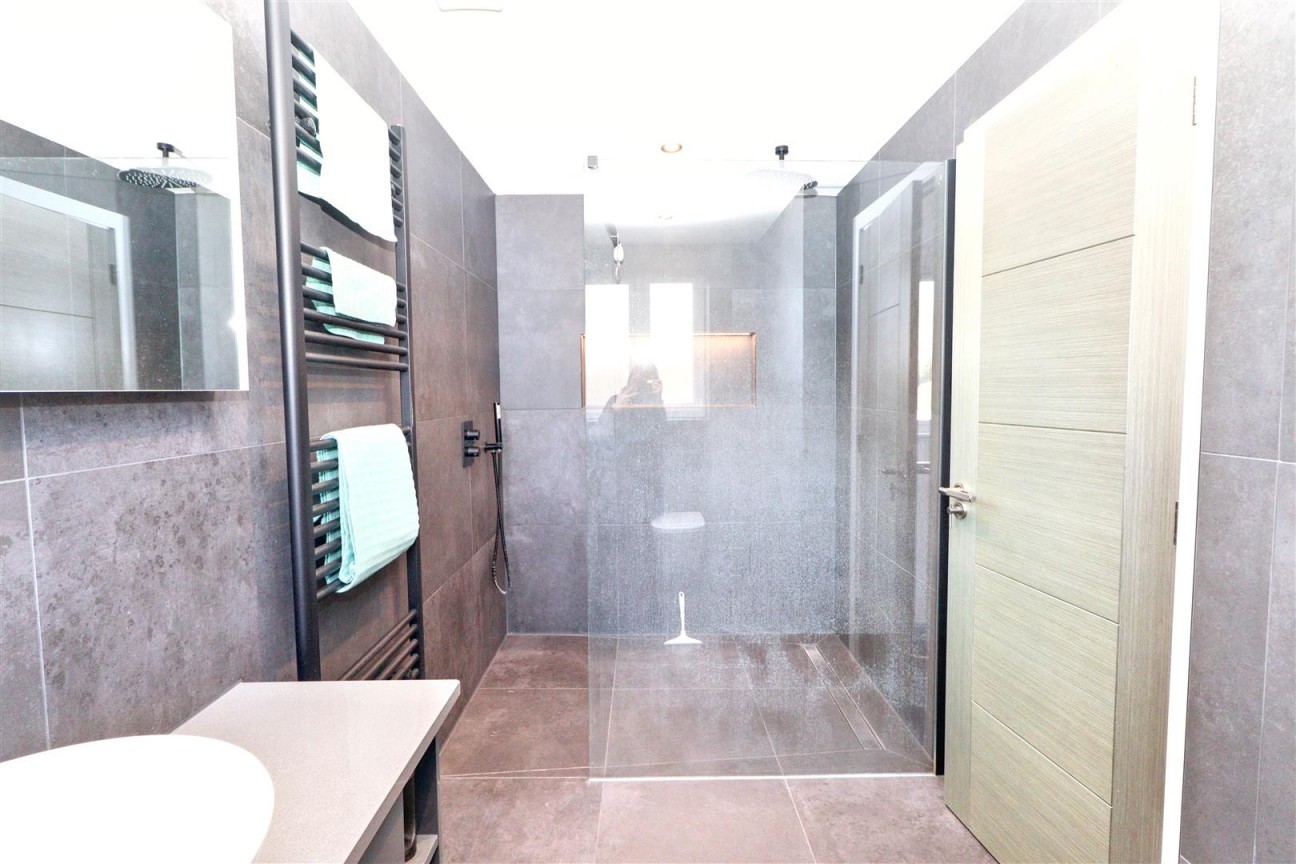 Easton Gardens, Borehamwood