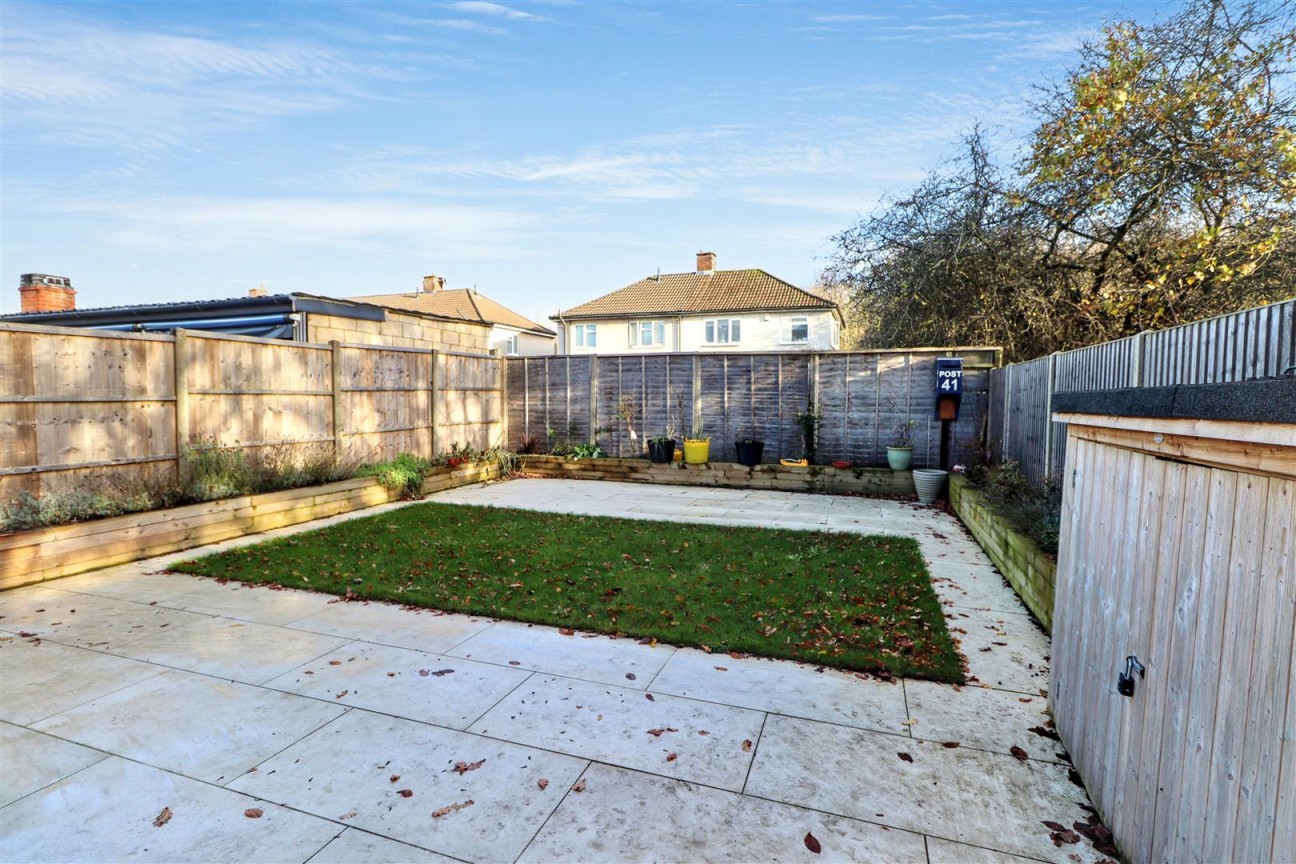 Easton Gardens, Borehamwood