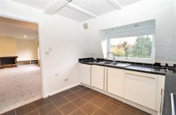 Cavendish Crescent, Elstree