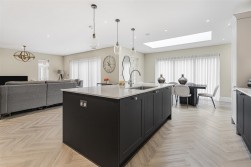 Ridgehill Rise, Shenley