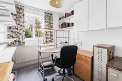 Scrubbitts Park Road, Radlett