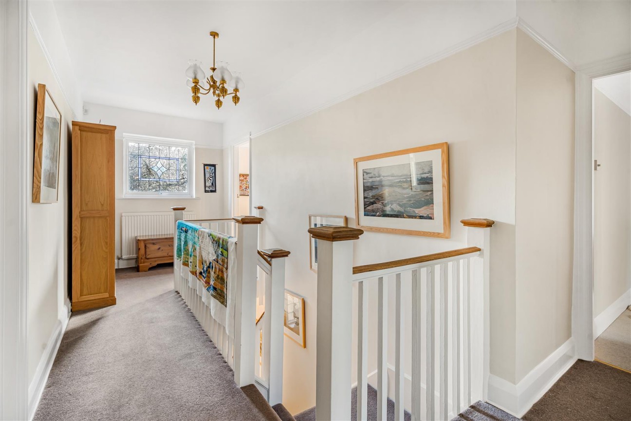 Aldenham Avenue, Radlett