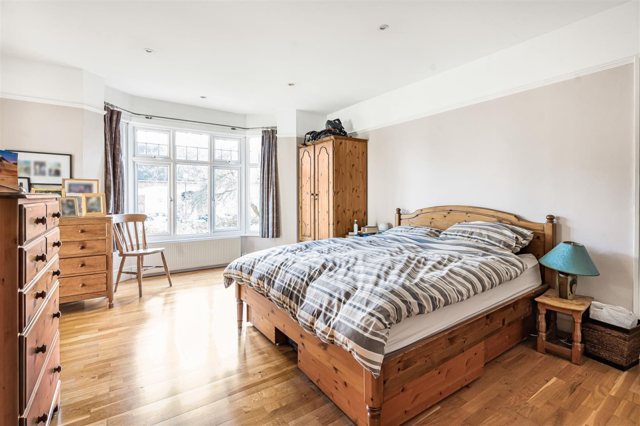 Aldenham Avenue, Radlett