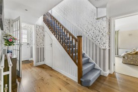 Aldenham Avenue, Radlett