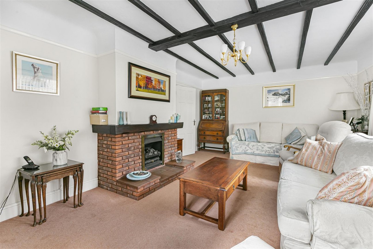 Aldenham Avenue, Radlett