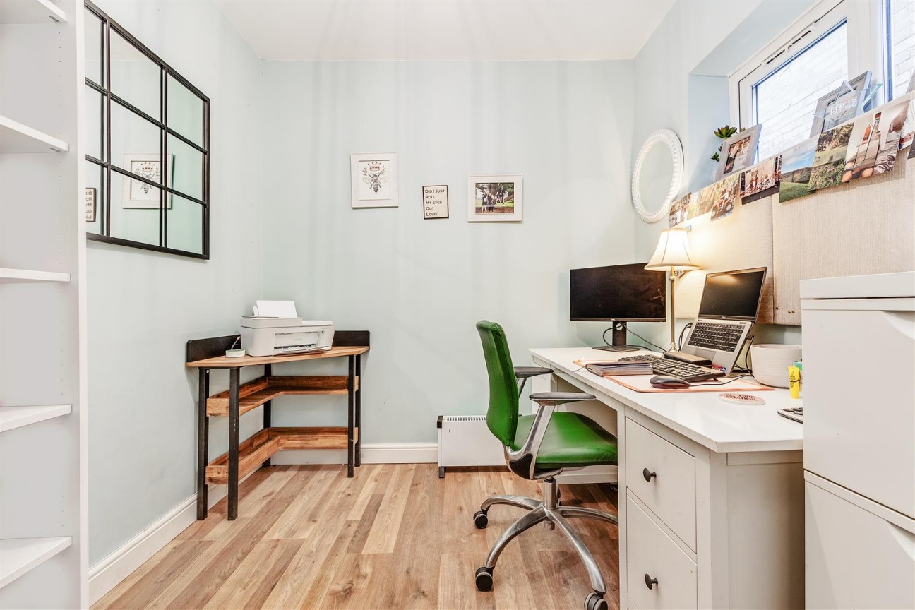 Chiltern Close, Bushey