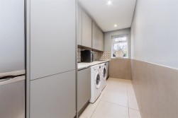 Chiltern Close, Bushey