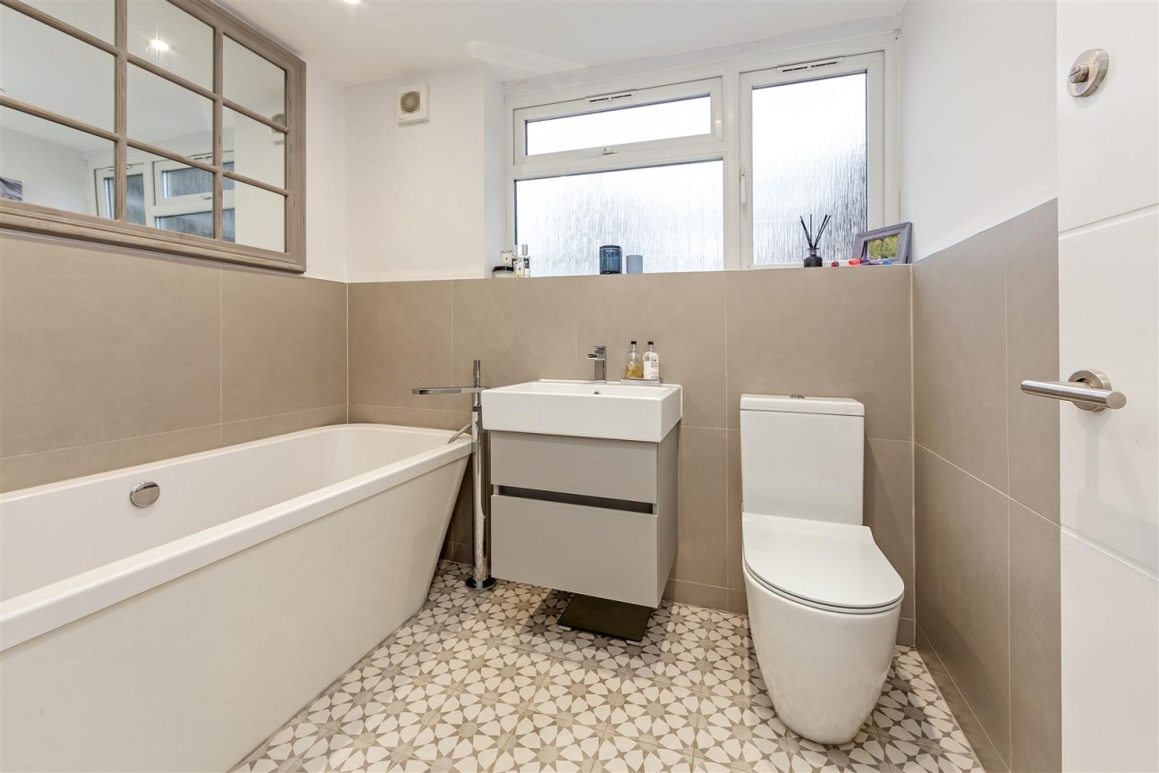 Chiltern Close, Bushey