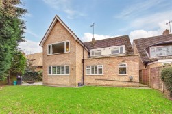 Chiltern Close, Bushey