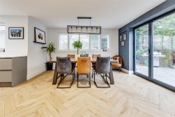 Chiltern Close, Bushey