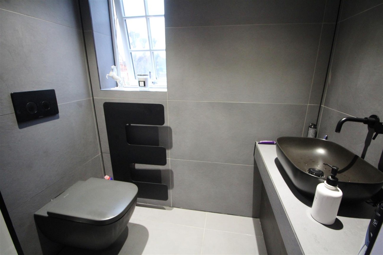 New Road, Elstree, Borehamwood