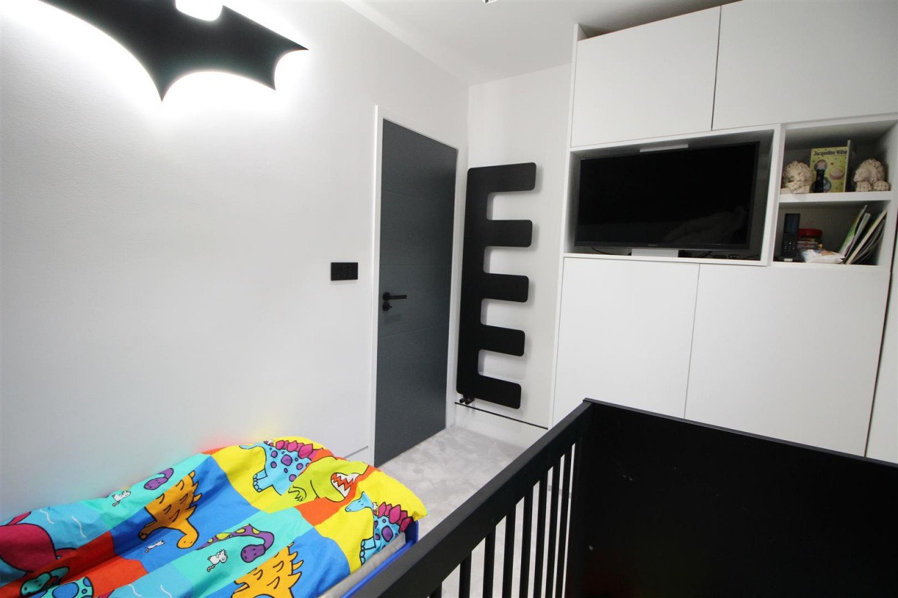 New Road, Elstree, Borehamwood