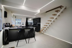 New Road, Elstree, Borehamwood