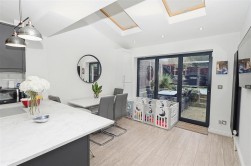 Novello Way, Borehamwood