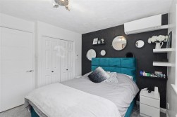 Novello Way, Borehamwood