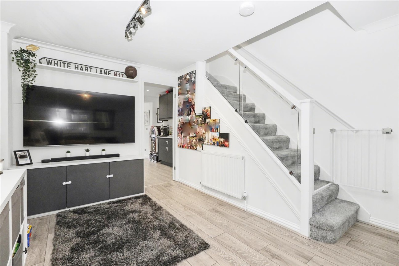 Novello Way, Borehamwood