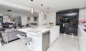 May Gardens, Elstree,