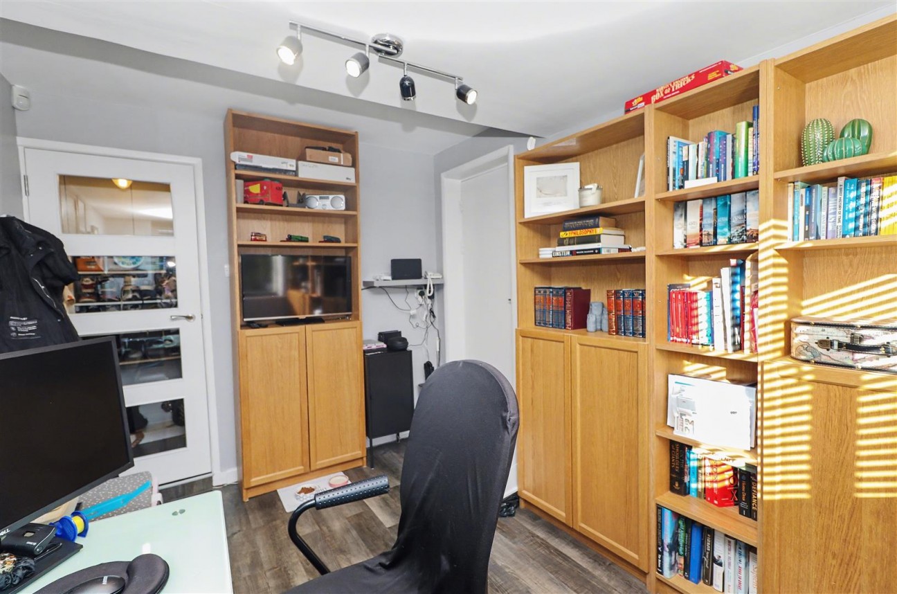 West View Gardens, Elstree, Borehamwood