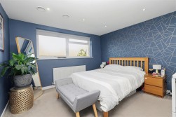 West View Gardens, Elstree, Borehamwood