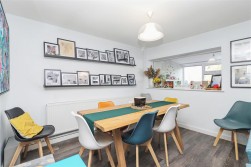 West View Gardens, Elstree, Borehamwood