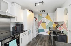 West View Gardens, Elstree, Borehamwood