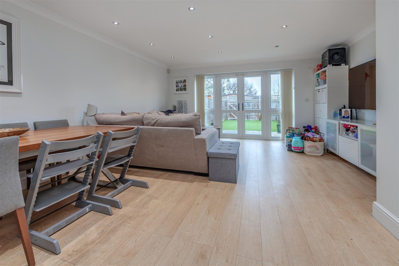 Battlers Green Drive, Radlett