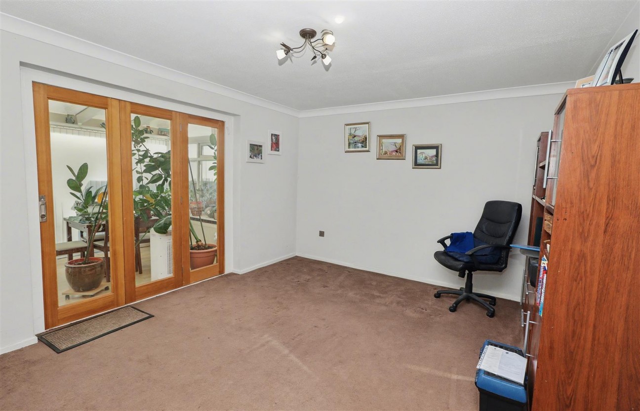 Bairstow Close, Borehamwood