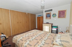 Bairstow Close, Borehamwood