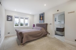 Canons Close, Radlett