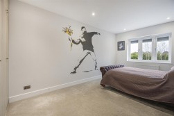 Canons Close, Radlett