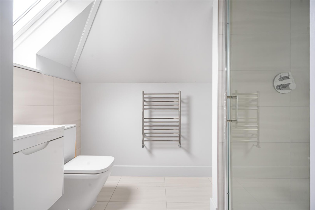 Canons Close, Radlett