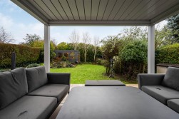 Canons Close, Radlett