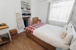 Buckingham Road, Borehamwood