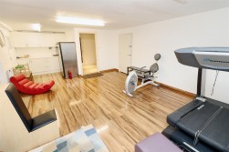 Barnet Lane, Elstree, Borehamwood