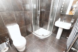 Barnet Lane, Elstree, Borehamwood