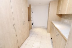 Barnet Lane, Elstree, Borehamwood