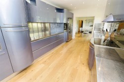 Barnet Lane, Elstree, Borehamwood