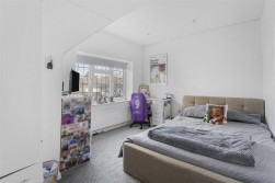 Rendlesham Avenue, Radlett